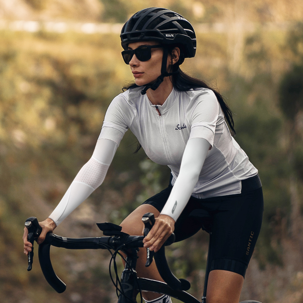 Santic Sports Arm Compression  - Running Gear Sale avis et prix